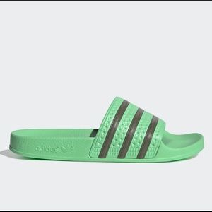 ADIDAS ADILETTE SLIDES​ Legacy green